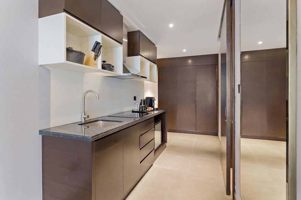 Junior Suite with Kitchenette at Ramee Dream Hotel Downtown - Photo 1